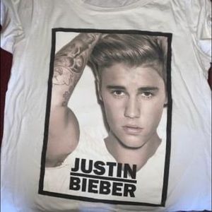 Justin Bieber shirt